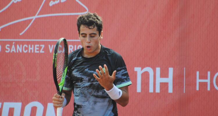 Jaume Munar at Sanchez Tennis Academy