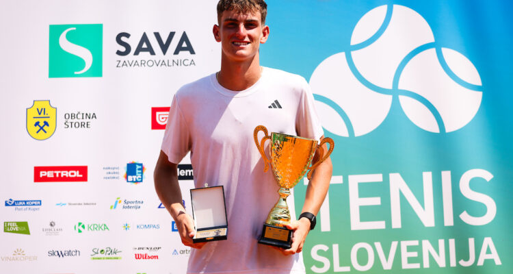 Bor Artnak wins ITF World Tennis Tour title in Store