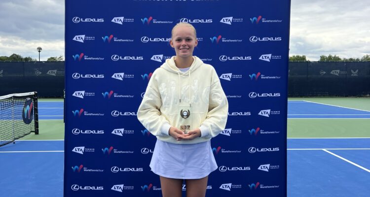 Jeline Vandromme, Roehampton