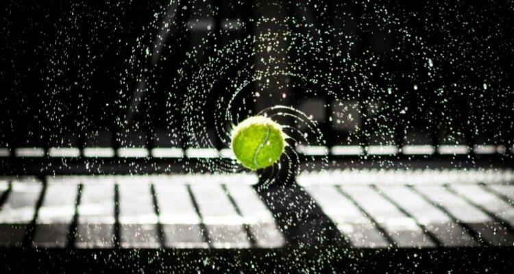 Tennis ball